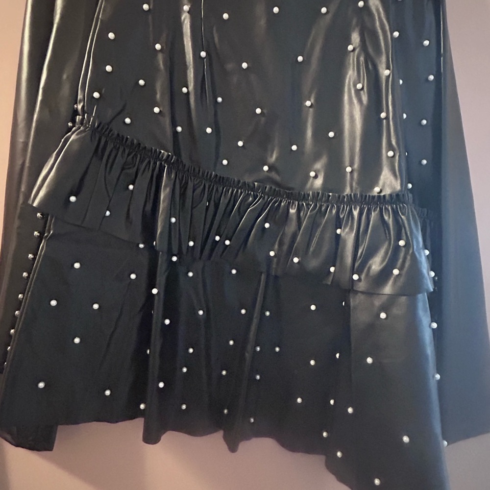 Chic Black Midi Skirt with Pearl Details
